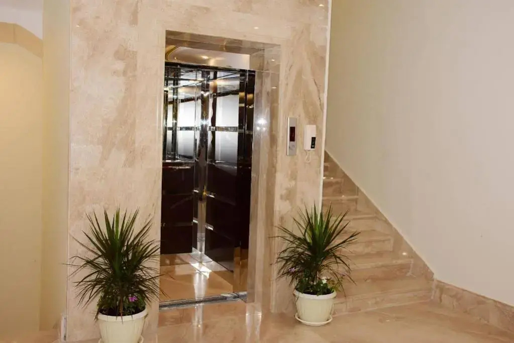 Hotel photo 12