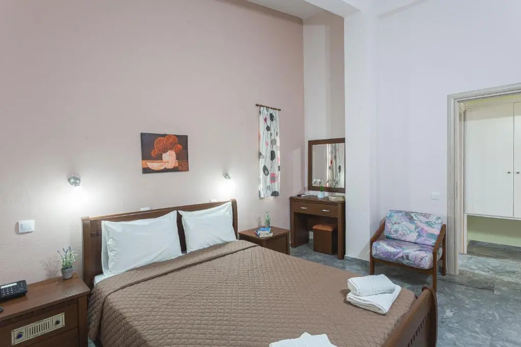 2 Bedrooms Apartment