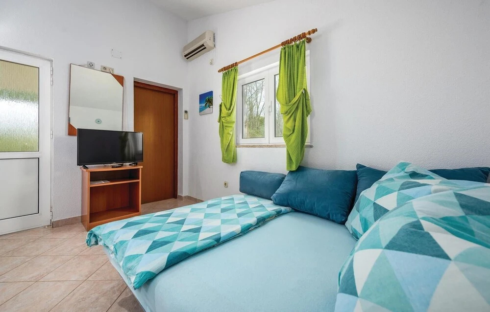 Beautiful Home in Sv lovrec With Wifi