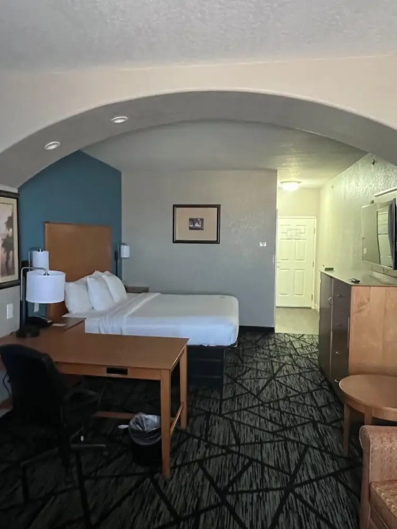 La Quinta Inn & Suites by Wyndham Alvarado - Chambres