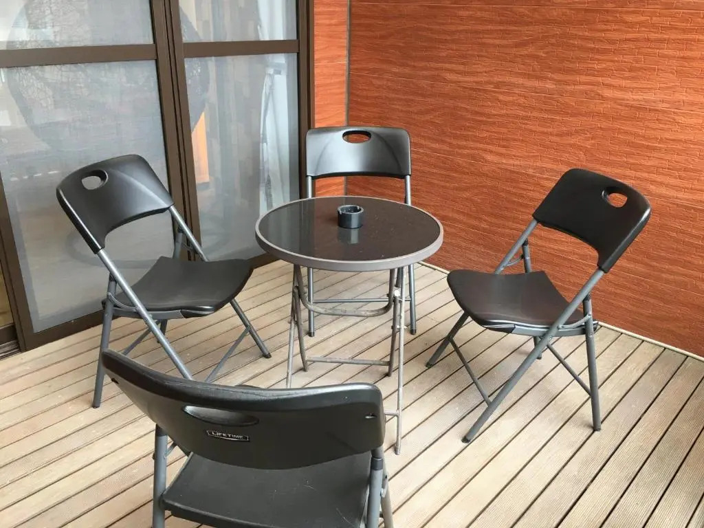 標準四人房，配有大床