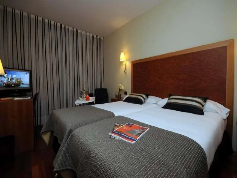 Exe Plaza Delicias - Chambres