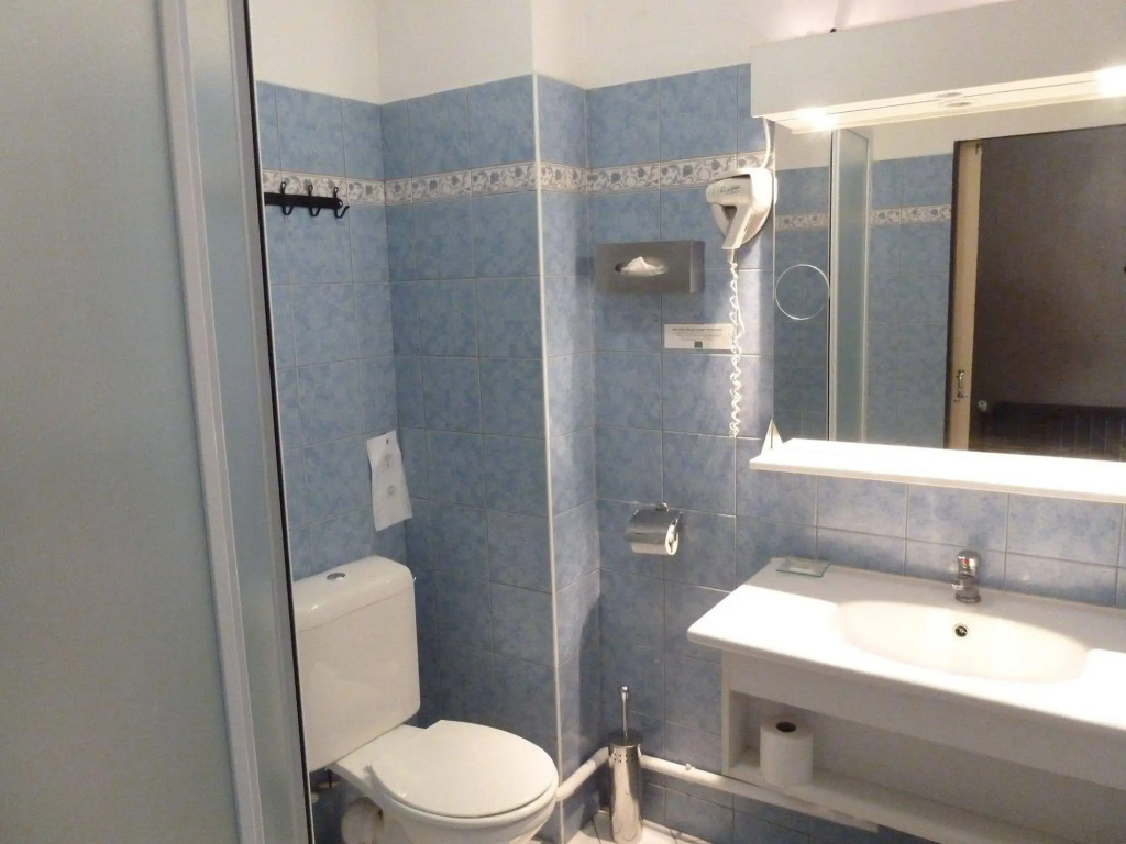 Image 7