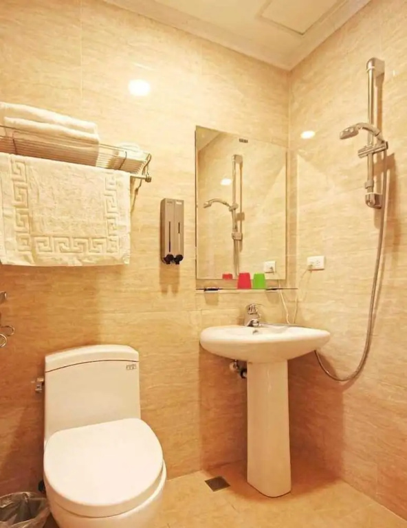 Economy room