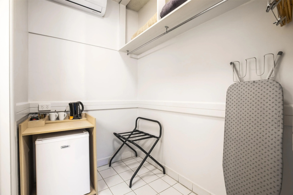 Double Studio (twin beds)
