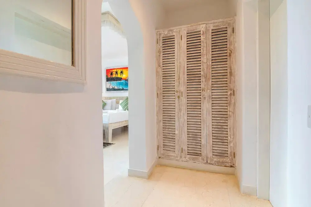 Amani Beachfront Villa by YourHost - фото 13