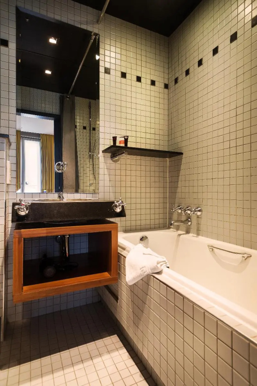 Standard Double room with balcony (twin beds)