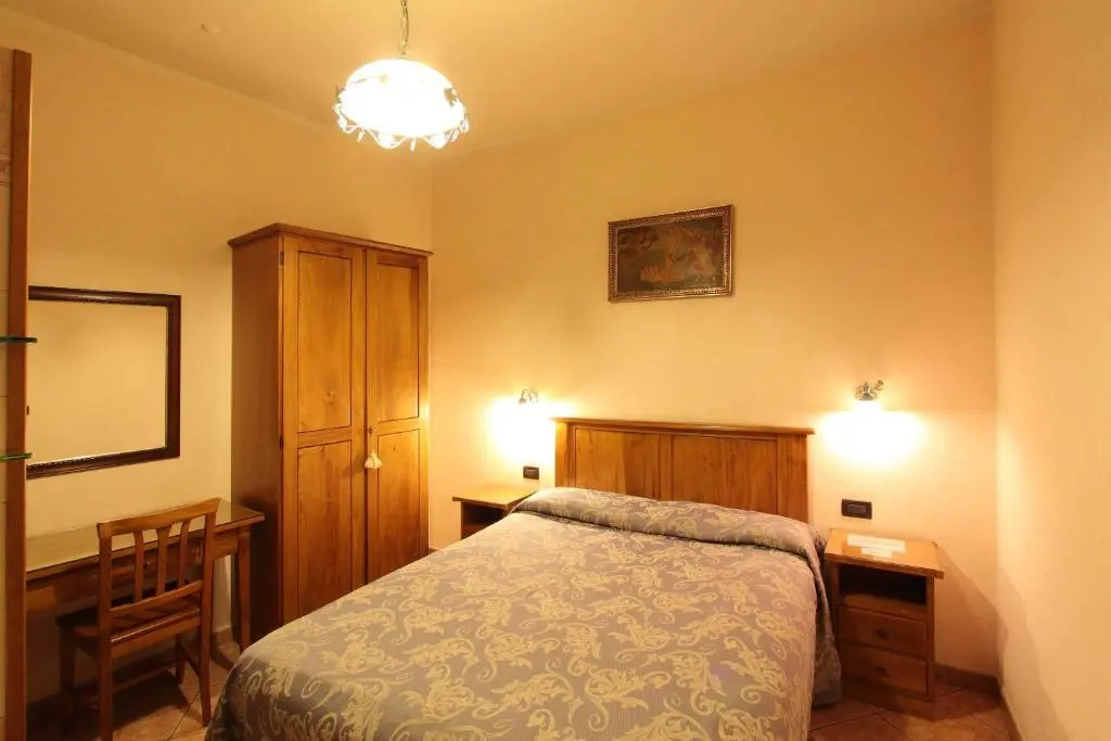 Economy room