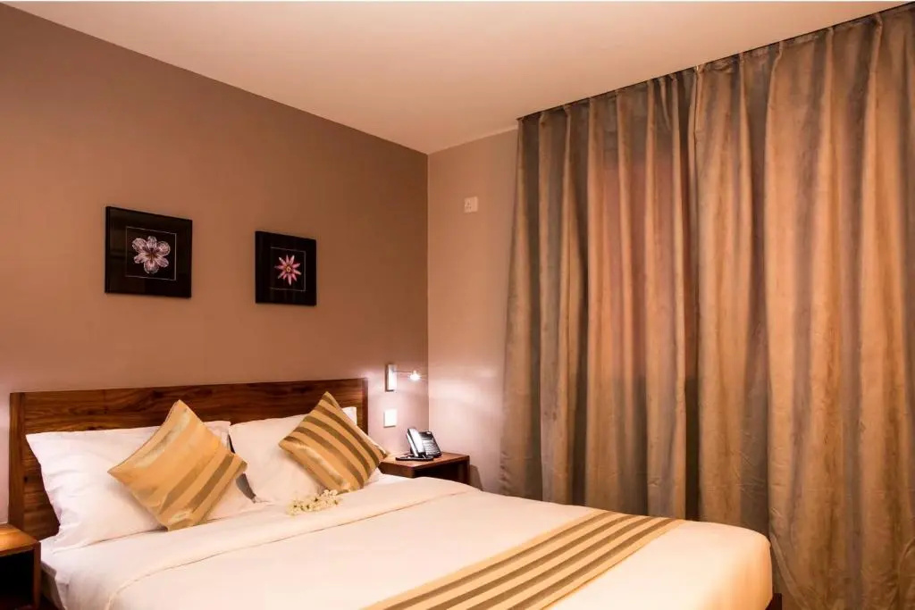Standard Double room with mountain view (full double bed)