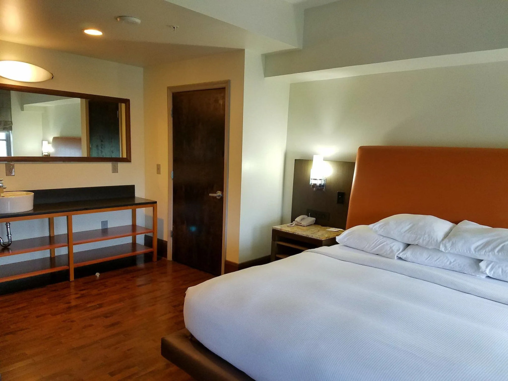 The Tudor Arms Hotel Cleveland - a DoubleTree by Hilton — фото 4