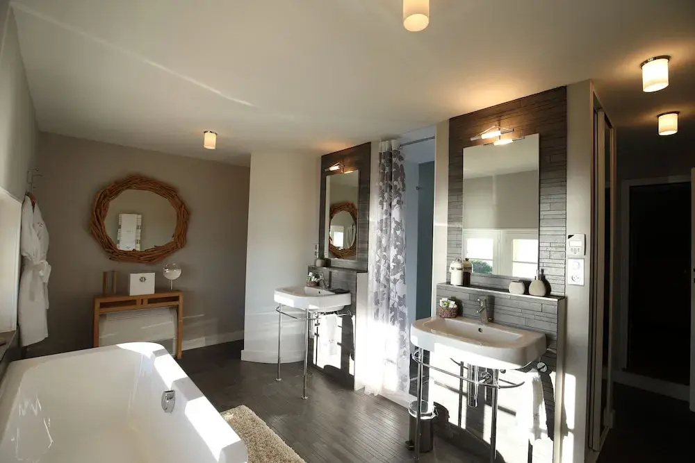1 Bedroom Suite with garden view