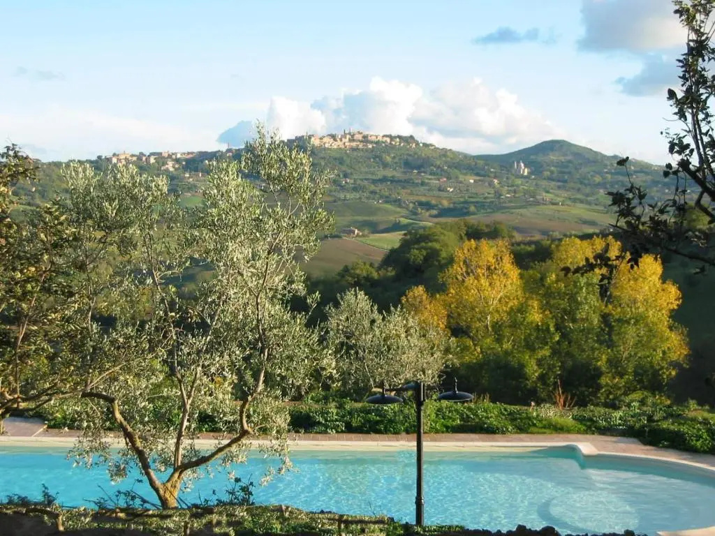 Agriturismo Colle Di Mezzo - Chambres