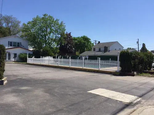 Budget Inn
