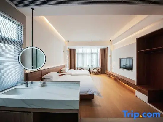 Deluxe Double room (twin beds)