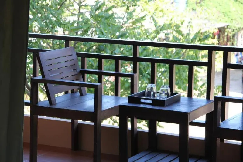 Balcony & Terrace