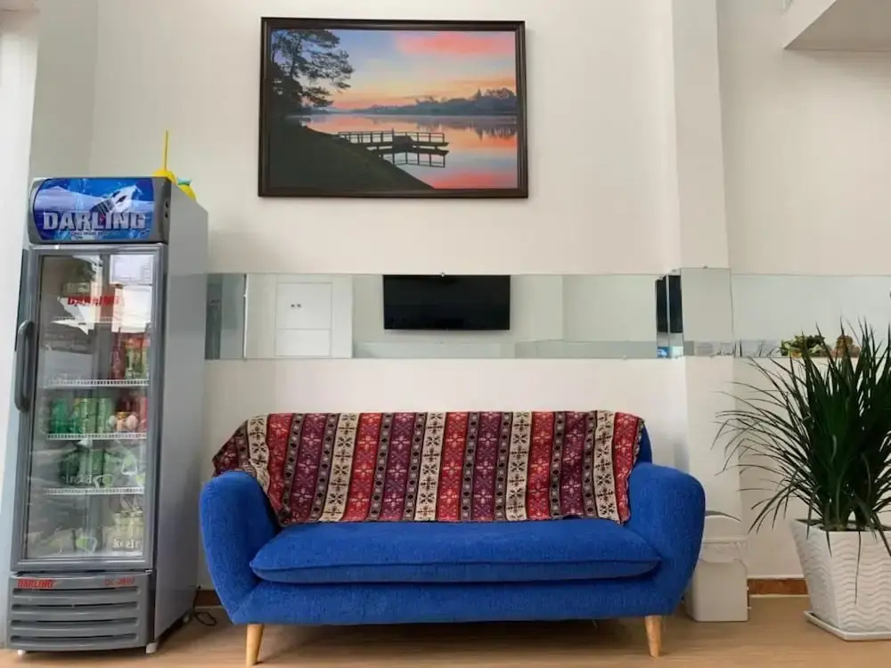 Lobby & Reception