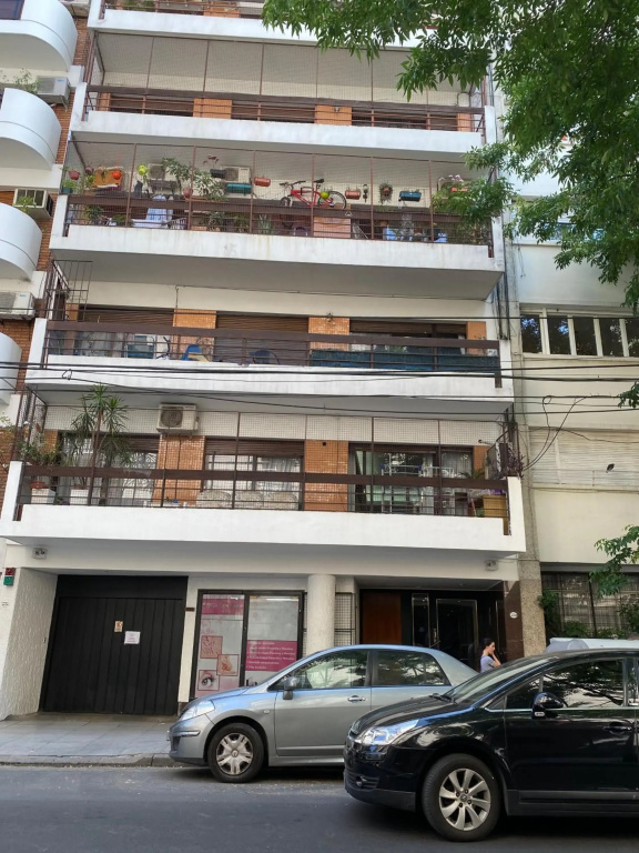 Warm & Cozy 1BD in Palermo