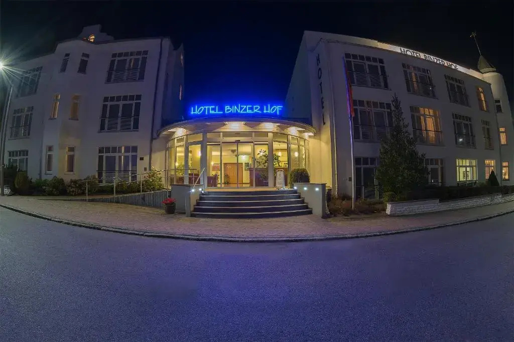 Hotel photo 1