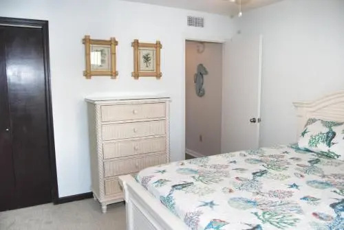 4510 Seaview Street NMB Home