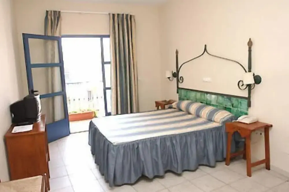 Balcony & Terrace