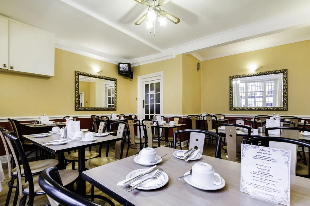Tudor Court Hotel - Général