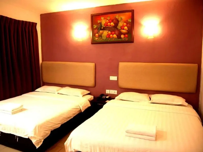 Deluxe Double Family room (full double bed)