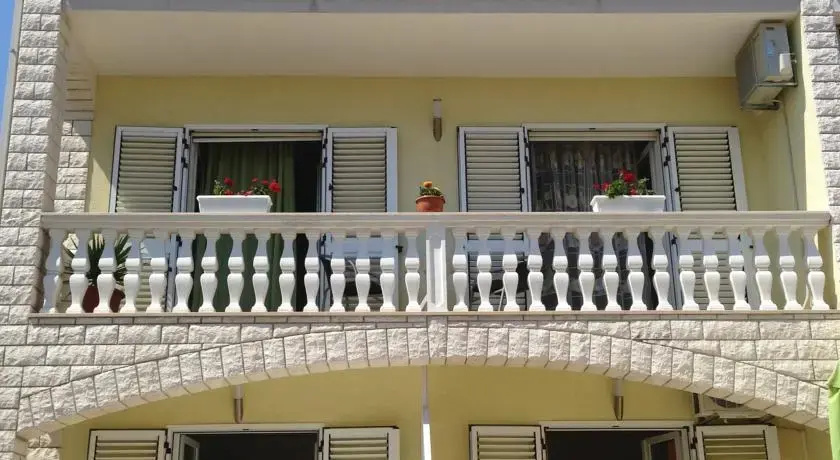 Apartments Domora