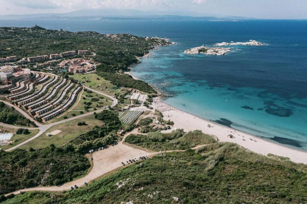 Beach & Waterfront