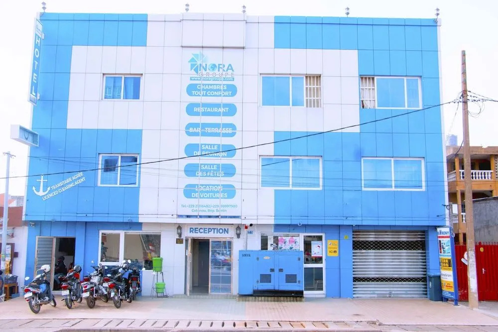 Nora Hotel — фото