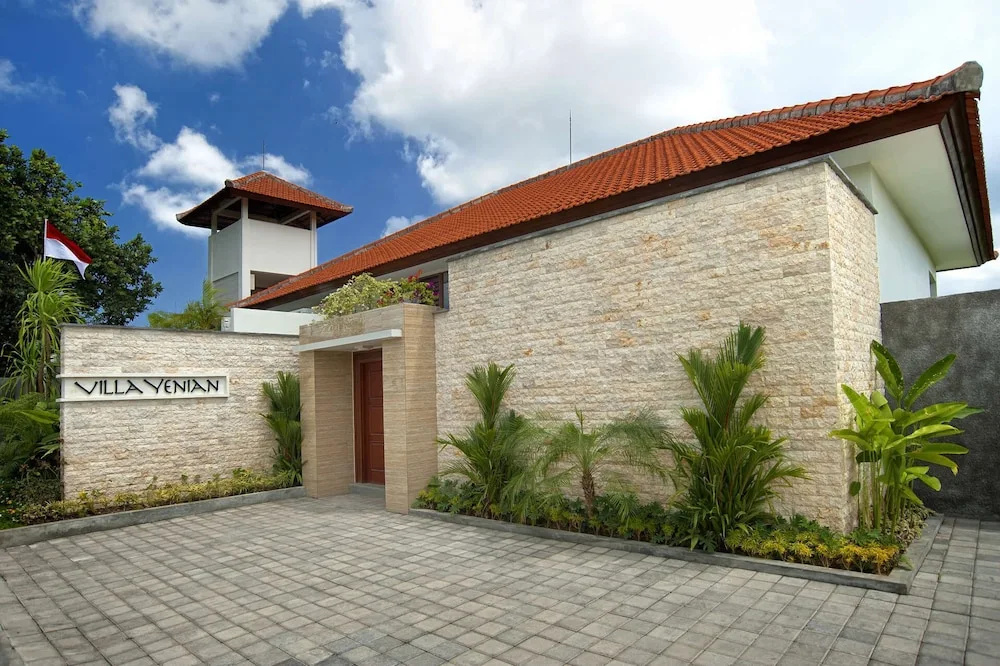 Luxury Villa in Bali near Beach, Bali Villa 2054
