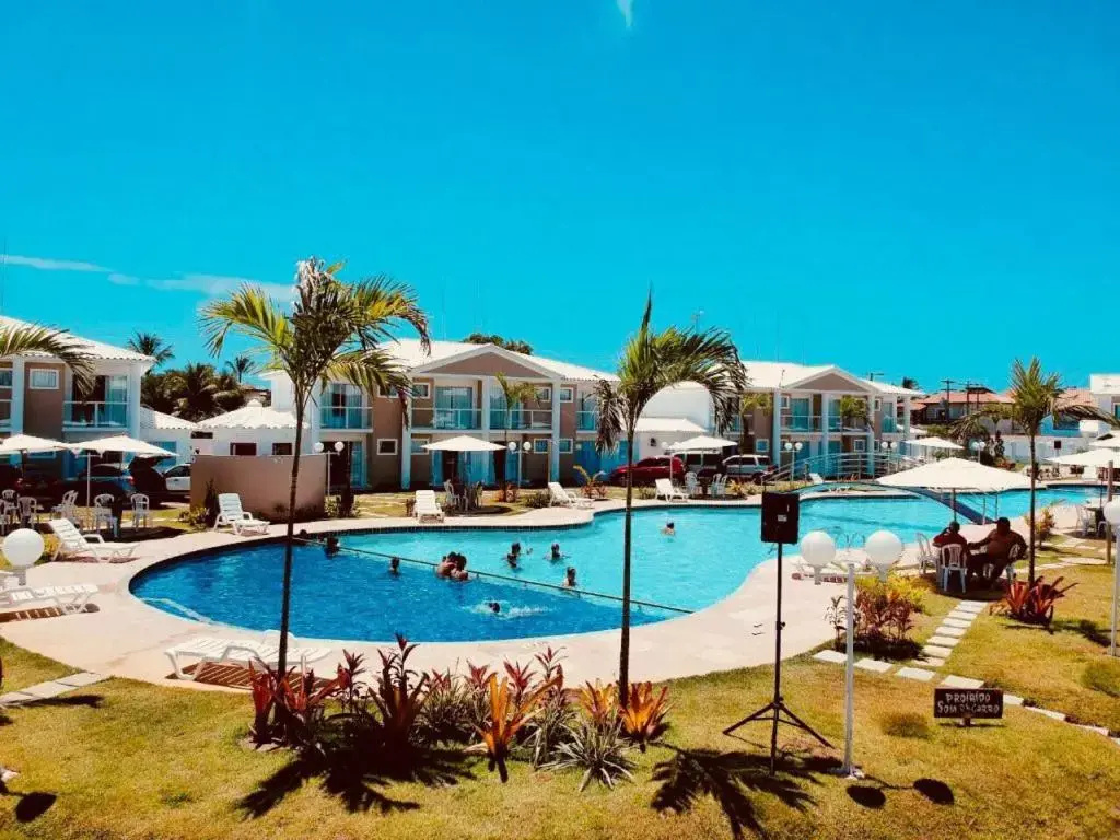 Duplex 4 Quartos com piscina - Cond Mar da Galileia