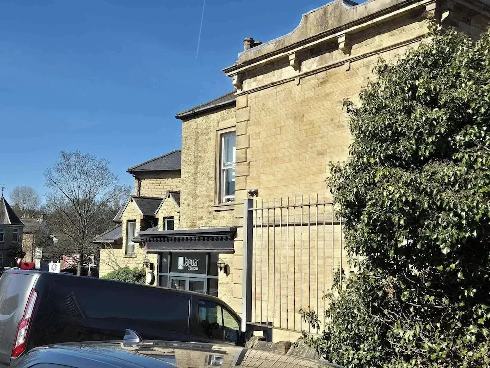 1Br Sheffield Stay - Private, Secure, Free Parking