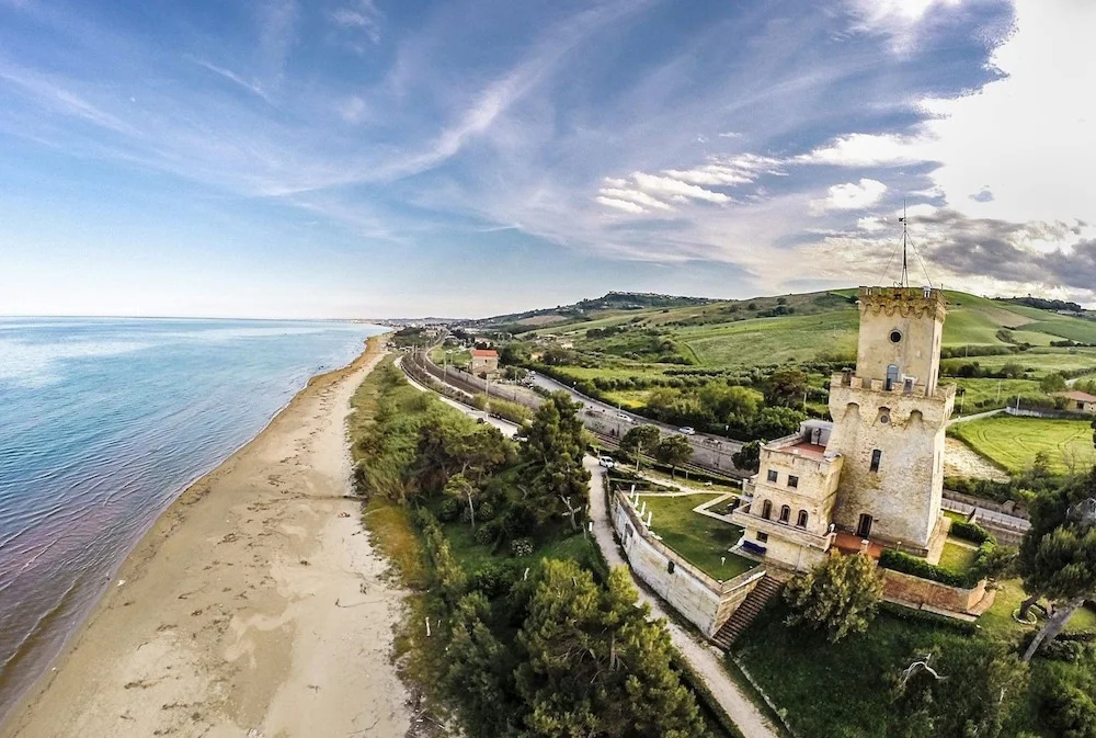 Beach & Waterfront