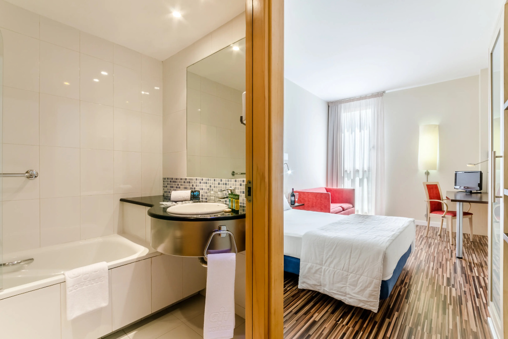 Hotel YIT Ciudad de Zaragoza​​​​​​​ - Général