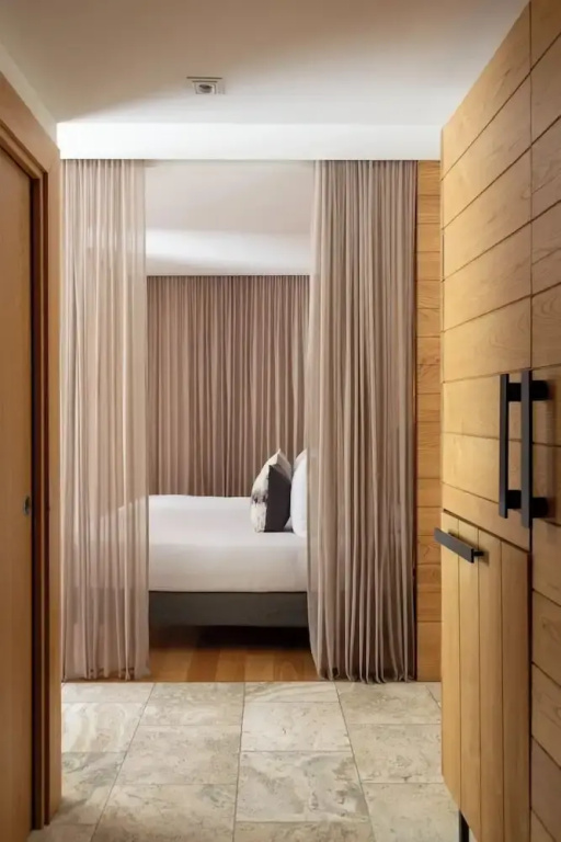 Superior room with balcony