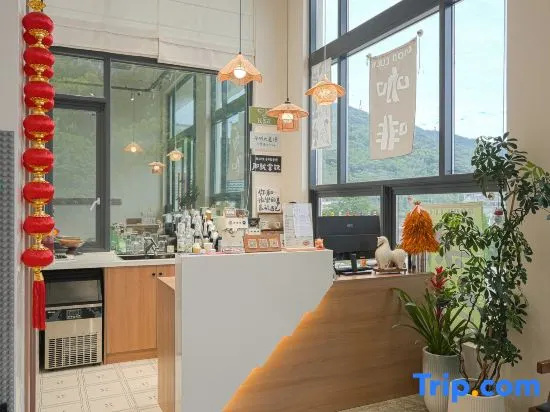 Xiangshan Tonghuali Homestay (Hepu Dasha)