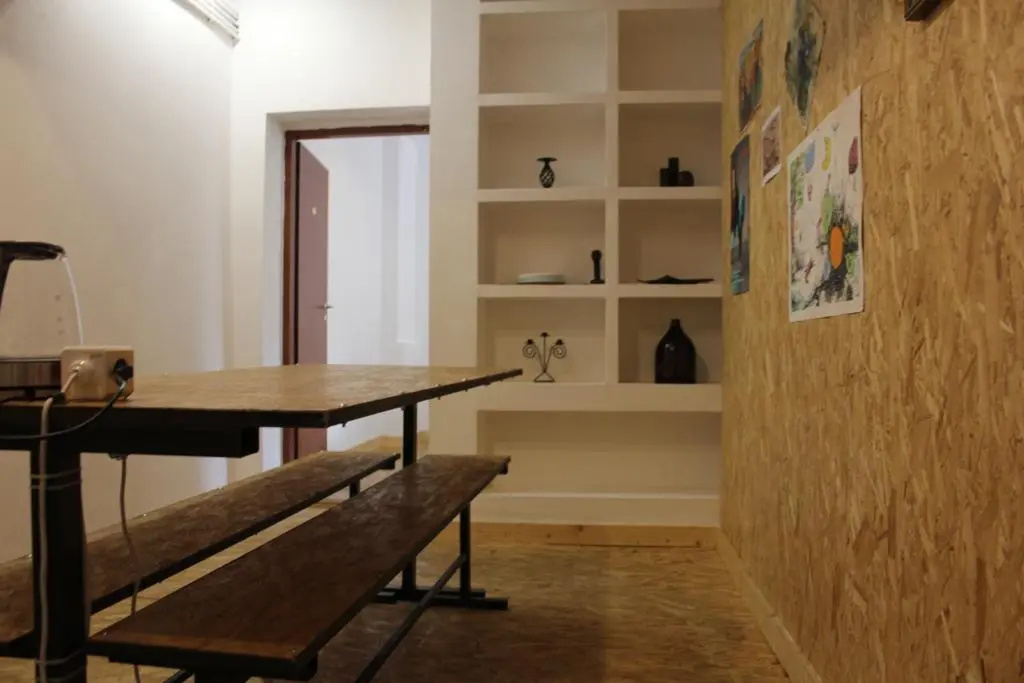 Economy room