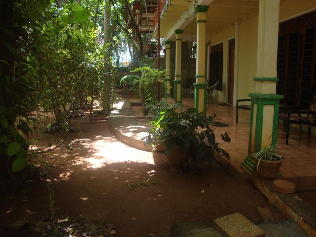 Sigiri Holiday Inn