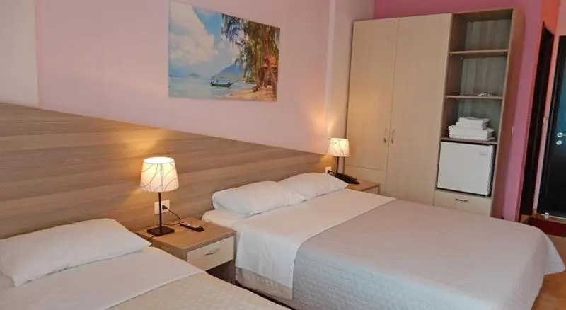 標準四人房
