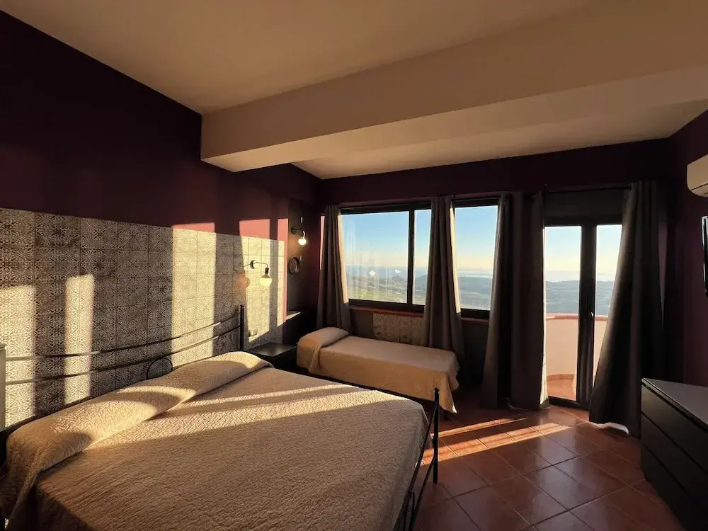 Comfort Double room with balcony and with sea view (full double bed)