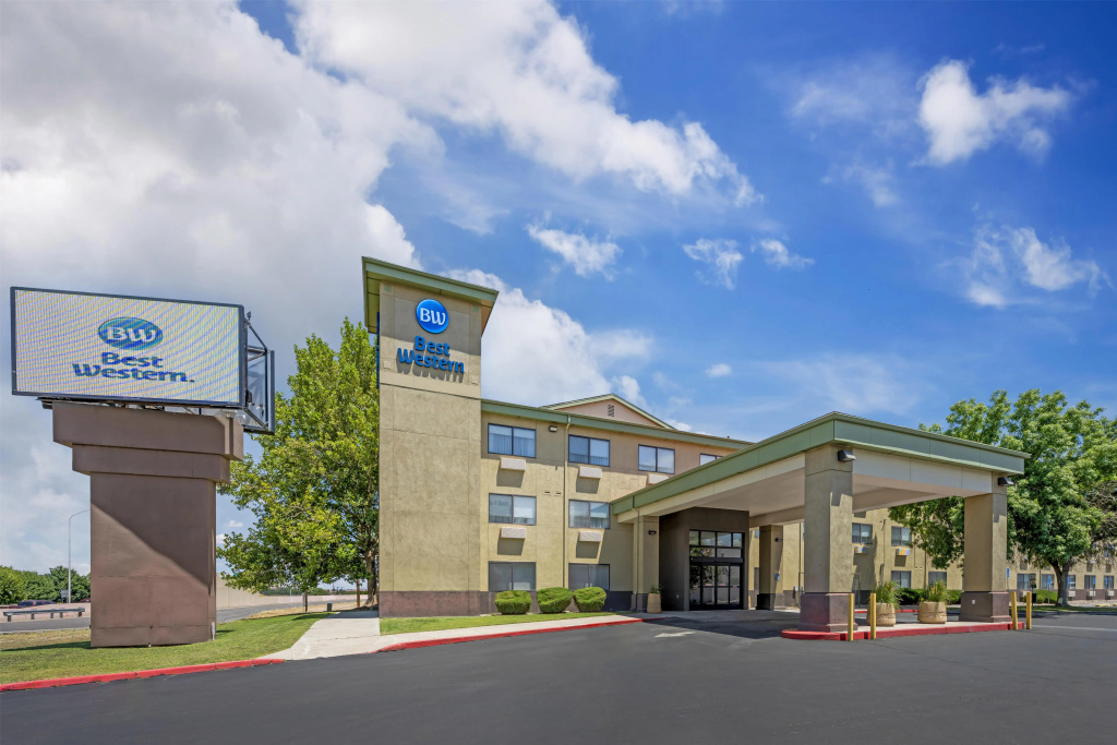 Best Western North I-25 Hotel