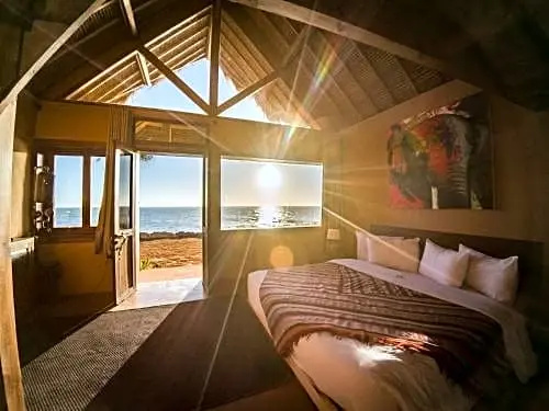 Standard Quadruple room with sea view
