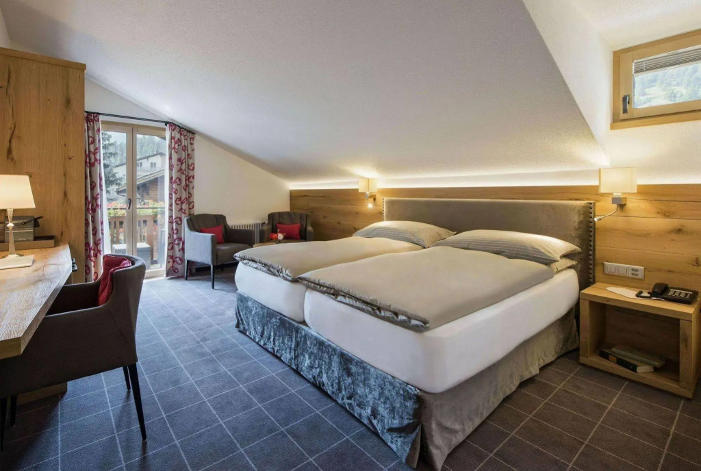 Hotel Chesa Valese
