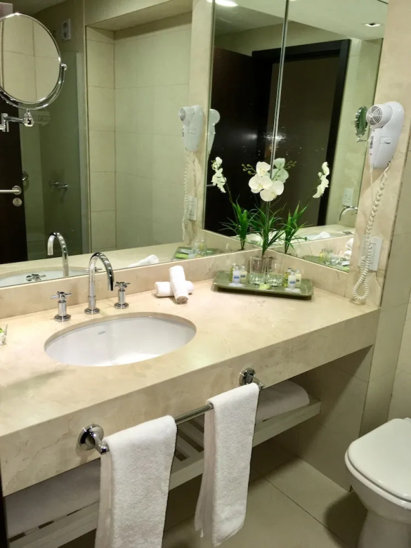 Hotel Metropolitano Supara - Chambres
