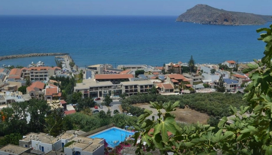 Beach & Waterfront