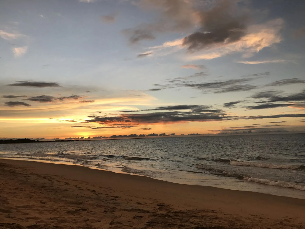Beach & Waterfront