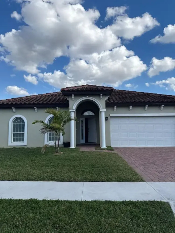 30 min Legoland Spacious Home