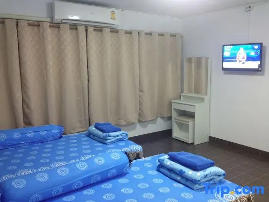 Khunmaiplace Room