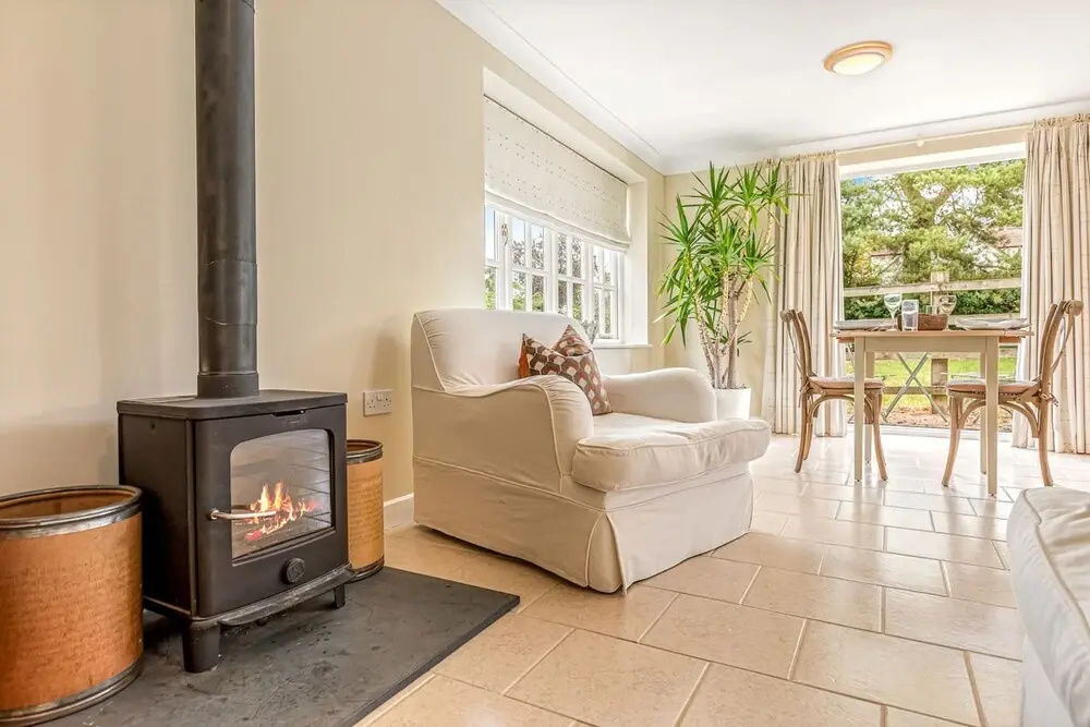 Mulberry Cottage - From 110 Per Night