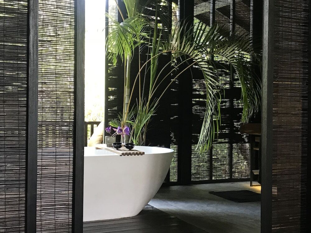 Kaju Green Eco Lodges Hotel